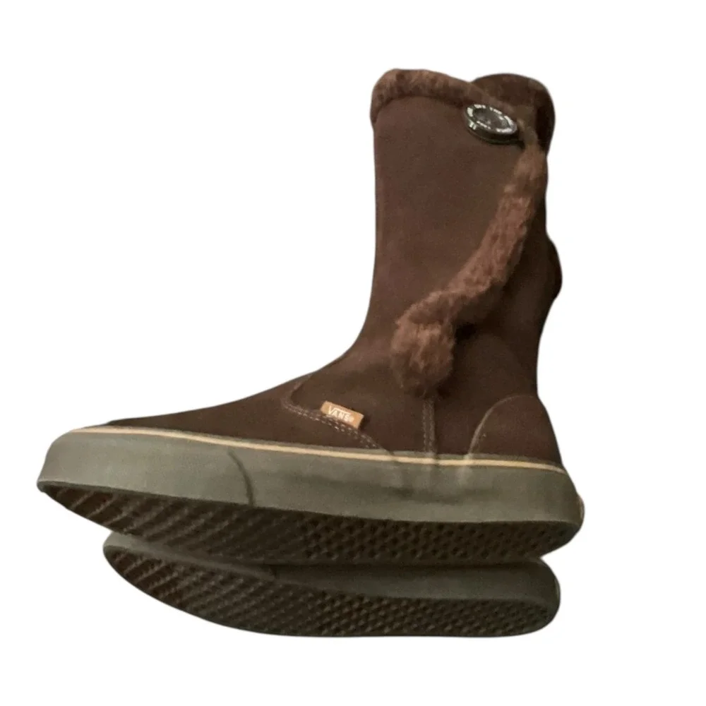 Vans Boots Women Chocolate Brown Phoebe Tall Suede Off The Wall Button SkateBoot